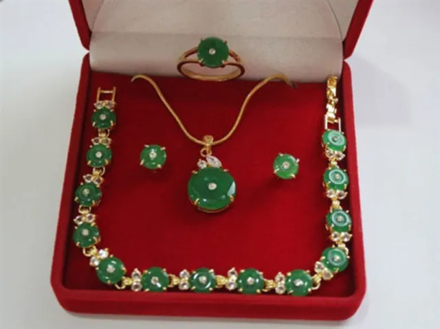 18k Yellow Gold GP Green Jade Necklace Bracelet Earring Ring Jewelry Set