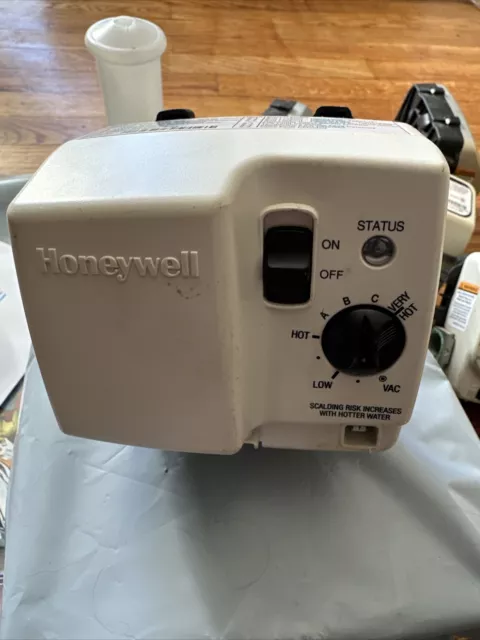 Honeywell Water Heater Gas Valve Thermostat WV4464B1037 Used Honeywell Water Heater Gas Valve Thermostat WV4464B1037 Used