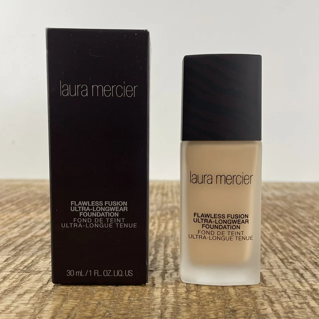 Base Laura Mercier Flawless Fusion Ultra-Longwear 2W1 Macadamia - 1 oz Nueva en Caja
