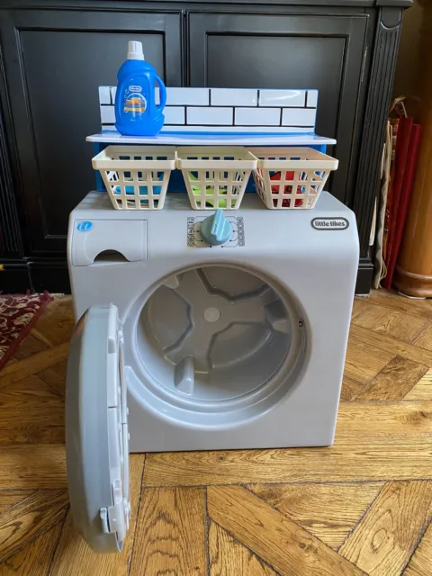 Little Tikes  Battery Operated Washing Machine With Accessories