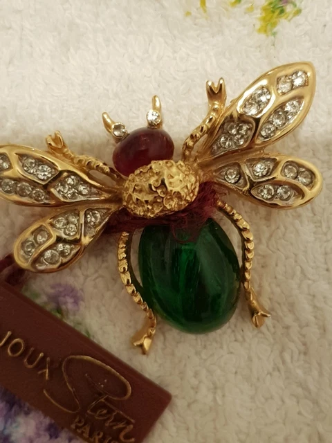 Broche Ancienne Léa Stein Portrait D'élégante - En Bakélite Crème, Occasion Bon état