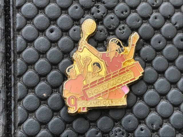 Pins Tennis La Norville 91 – Roland Garros Sport Club – Collection Emaille Chaud – Rare