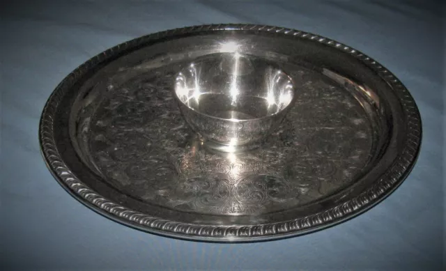 Wm A Rogers Oneida Silverplate 12 1/2" dia. Chip n Dip Tray Platter