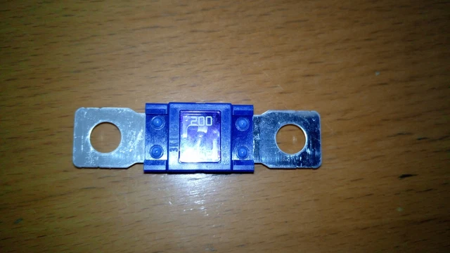 Fusible à visser 200A 0731 310 200 WURTH /#8 W0CH 2437