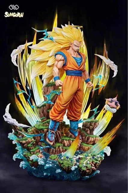 DRAGON BALL Z Figurine Son Goku sur vélo Desktop Real McCoy Megahouse