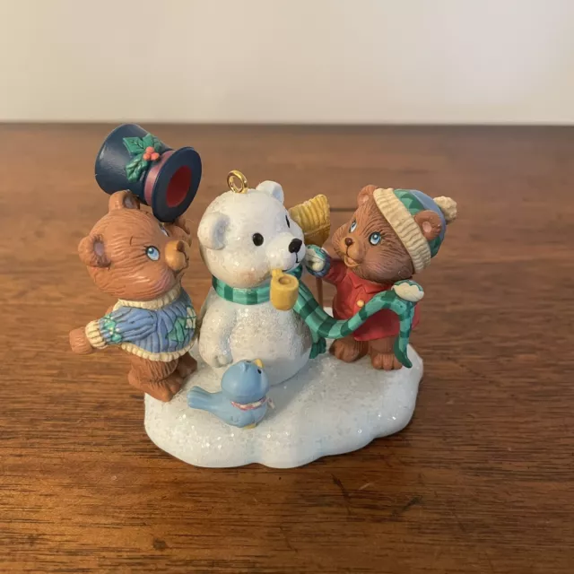 Vtg Heirloom Collection Carlton Cards “A Beary Snowy Day” Ornament New