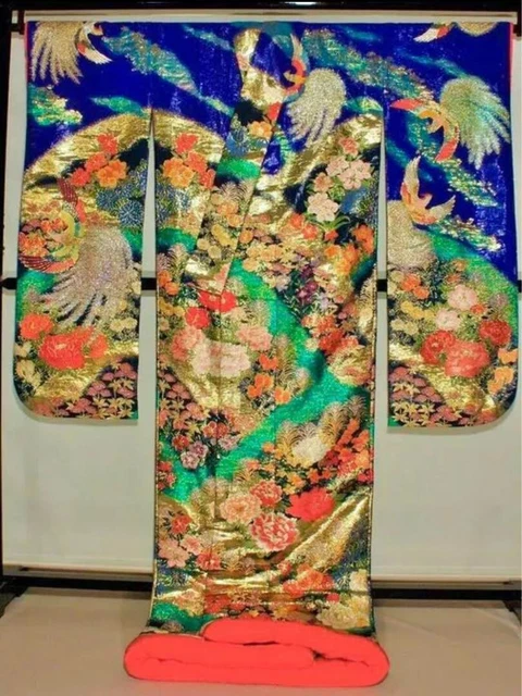 Japanese Kimono Uchikake Luxurious Wedding Pure Silk Full Embroidery Blue Used 2