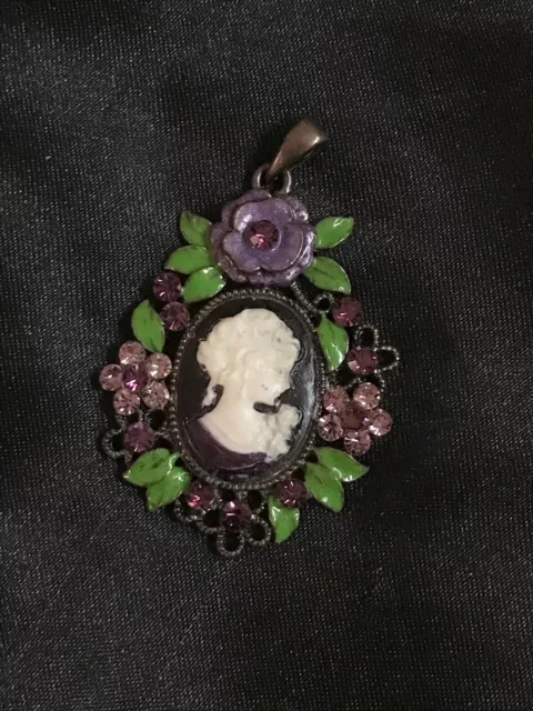 Vintage 90s Cameo and Purple Floral Pendant Costume Jewelry