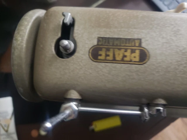 PFAFF 1222E Sewing Machine PFAFF 1222E Sewing Machine
