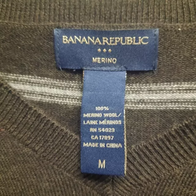 BANANA REPUBLIC 100% Merino Wool Mens Sweater Medium V Neck Pullover ...