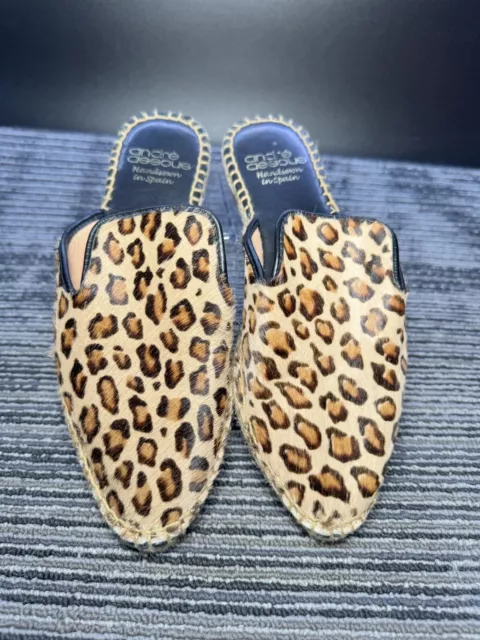 Andre Assous Women’s Size 7.5 Marsha Leopard Print Pony Hair Espadrille Mules/#Q 3