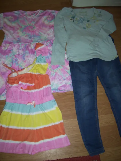 Girl's bundle of clothing.Age 9-10 years.Dress, playsuit,top,jeans.Free Postage!