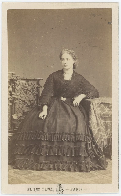 1864 CDV. Woman of the Parisian nobility to be identified by Cremière in Paris.