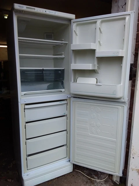 HOTPOINT MISTRAL PLUS 8596P Frost Free freestanding fridge freezer £78. ...