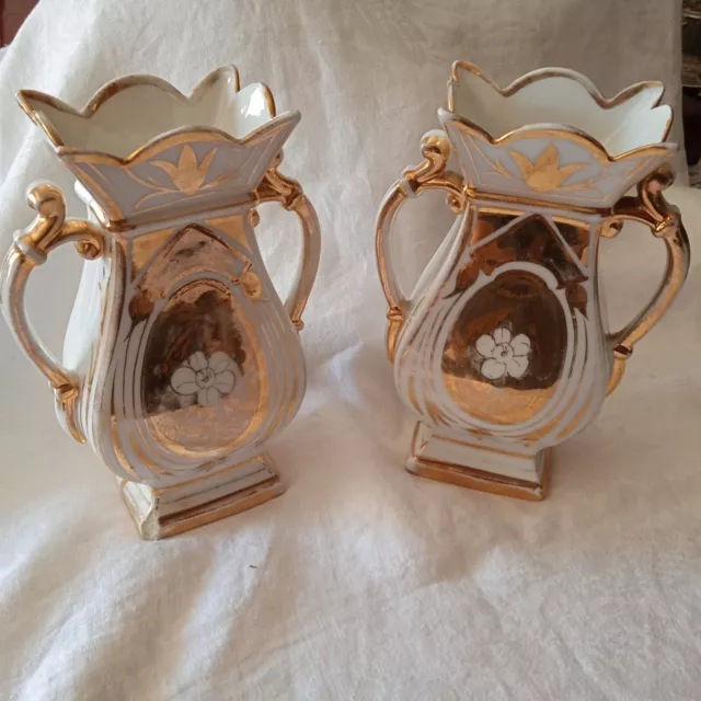 Paire De Vases En Porcelaine De Paris Xix Eme