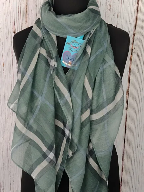 Women's Tartan Check Scarf Green Gift Wrap/Gift Box Personalised Gift Card