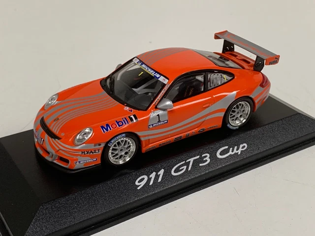 Porsche 911 GT3 30Y Supercup - Édition limitée | PORSCHE