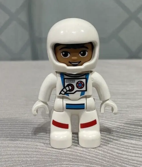 LEGO DUPLO #10944 Space Shuttle Mission Replacement Part #6343339 Astronaut