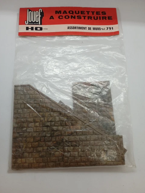 Maquettes de Bâtiments & Gares pour Trains Miniatures HO, N Maquettes de Bâtiments & Gares pour Trains Miniatures HO, N