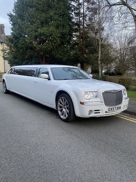 Limousine hire