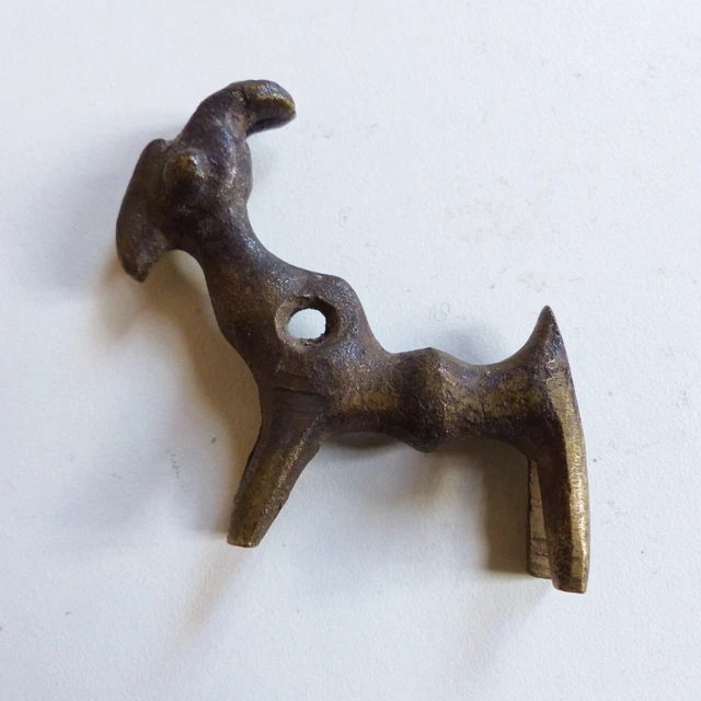 TRES ANCIENNE FIGURINE PENDENTIF AMULETTE en BRONZE EPOQUE ROMAINE GREC ?
