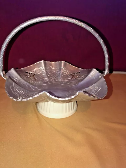 Vintage Farber & Shlevin Inc. Hand Wrought Aluminum Candy Dish w/Handles - 71/2"