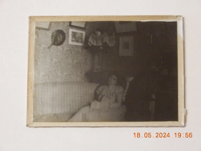 Plaque verre photo ancenne négatf nor et blanc 6x9 cm âne jeu garçon