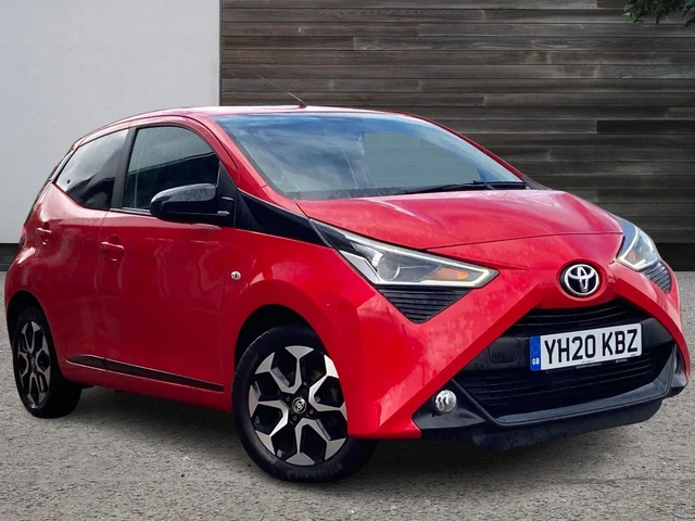 2020 Toyota Aygo Funroof Hatchback 1.0 VVT-i X-Trend 5dr Hatchback Petrol Manual