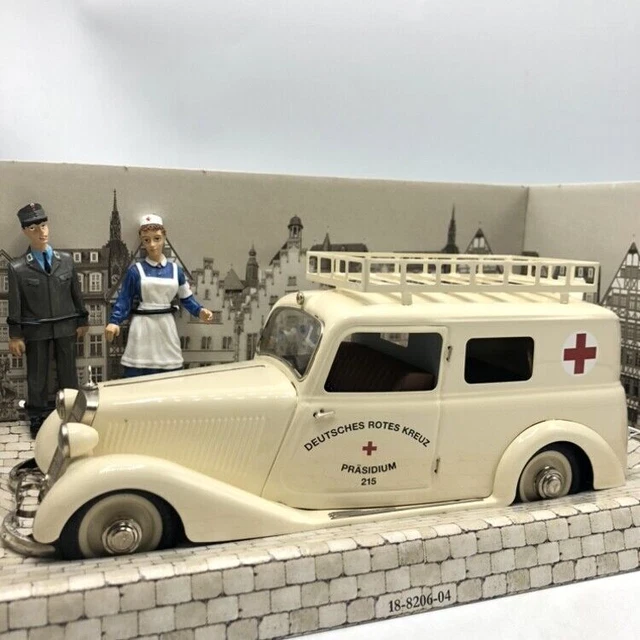 Triumph TR6 1968 Miniature Schuco 1:43 – Cabriolet Blanc – Modèle De Collection
