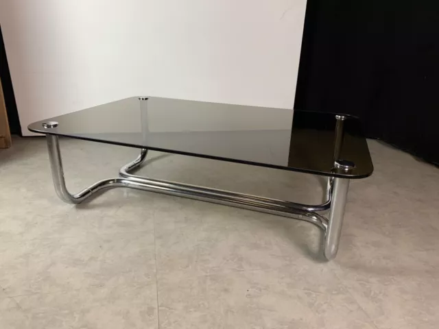 OB22-0110 Space Age Glastisch Rauchglas und Chrome Couchtisch Stahlrohr