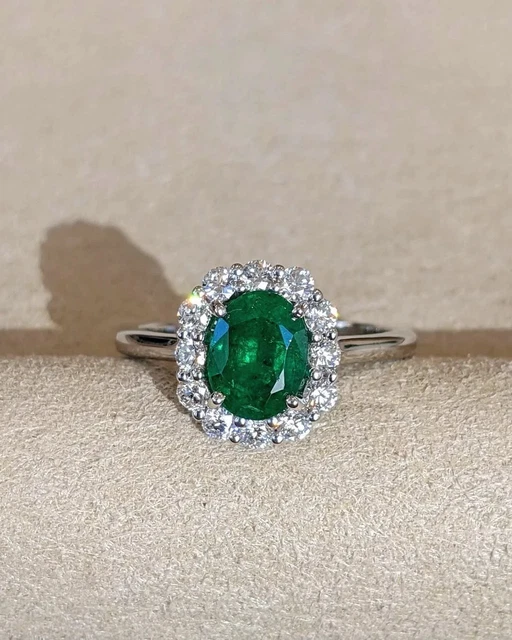 Bague Fiançailles Or Blanc 14 Carats émeraude Naturelle Et Diamant