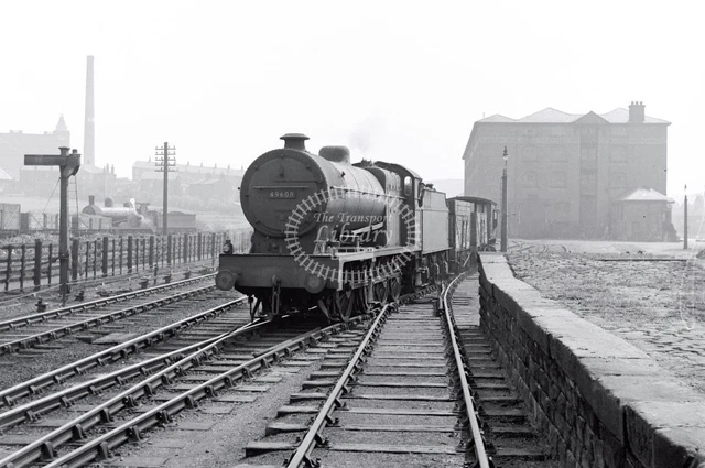 PHOTO BRITISH RAILWAYS Steam Locomotive Class 7F-B 49618 at Newton ...