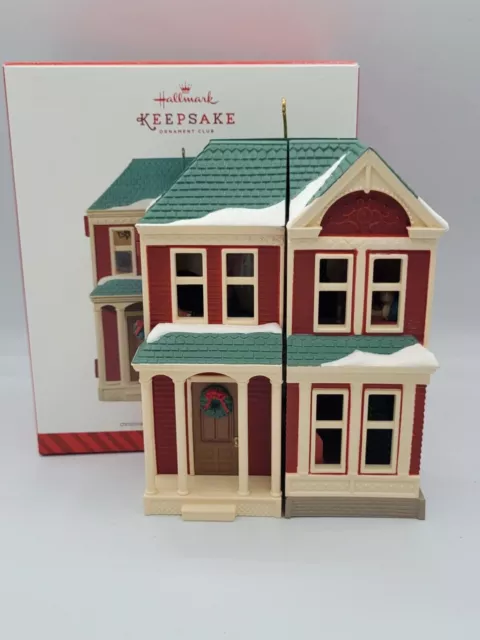 Hallmark Christmas Ornament - Victorian Dollhouse - 2014 - NIB Member Exclusive