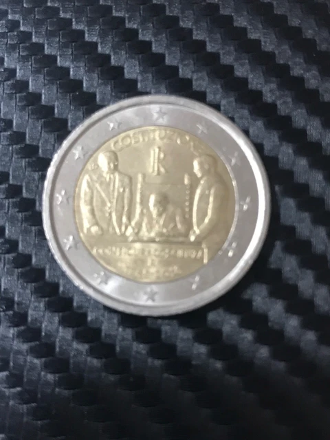 I collezionisti stanno dando la caccia a queste monete da 1 euro rare: a cosa prestare attenzione