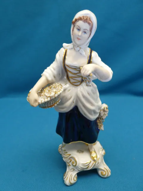 Royal Dux Très Belle Figurine Marchande De Raisin En Porcelaine Bohême
