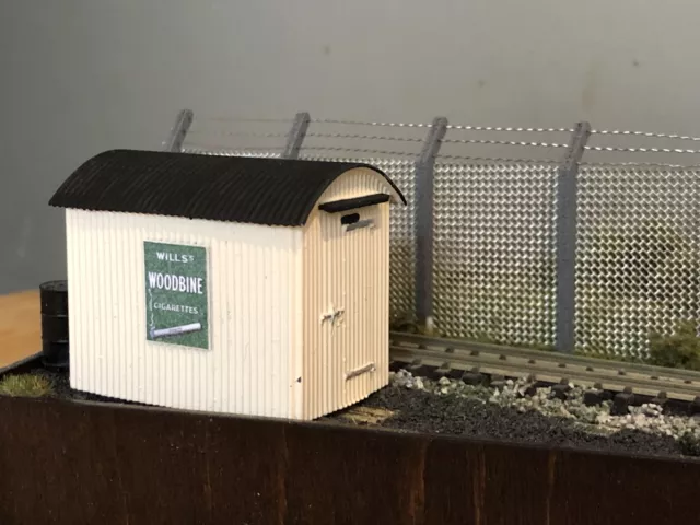 Two Lamp huts with glazing - OO9/OO/HO based on Buckfastleigh buildings