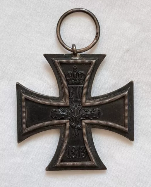 Authentic World War I Iron Cross Medallion Germany Kreuz Klasse 1914