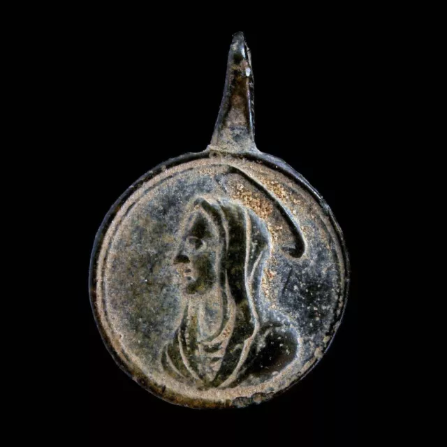 Medalla Religiosa, Siglos XVI-XVII, Cristo Salvador / Mater S. - 19X13  mm.