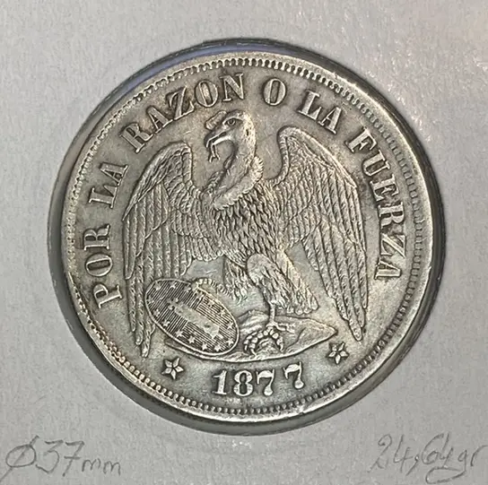 CHILI - UN PESO 1877 - Pièce de Monnaie en Argent // Qualité : TB 2