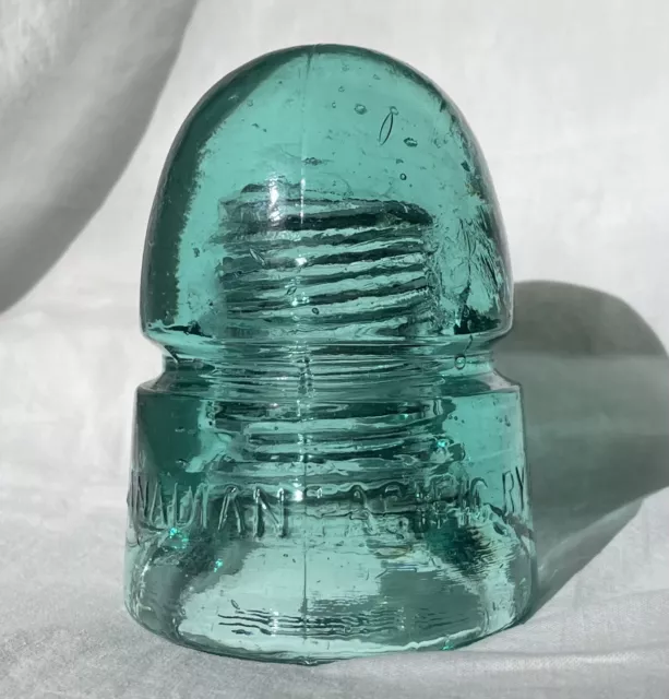 Aqua CANADIAN PACIFIC Rounded Base CD-143 Glass telegraph Insulator DOME GLASS