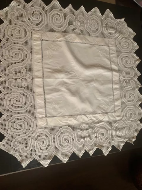 MARY CARD CROCHET LACE TABLECLOTH with beautiful embroidered butter flies drawn