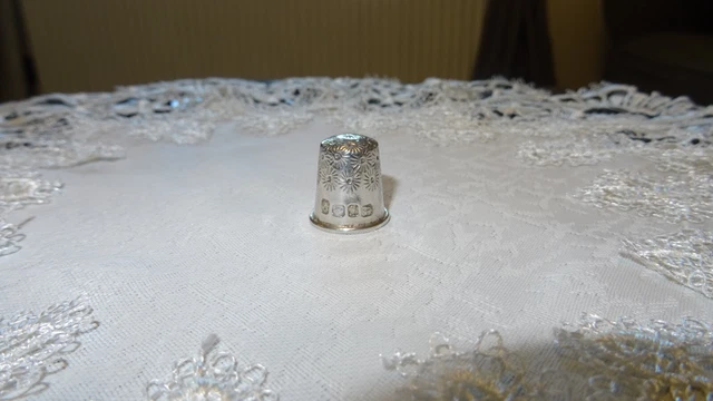 Silver Thimble hallmarked Charles Horner ? antique - flowers