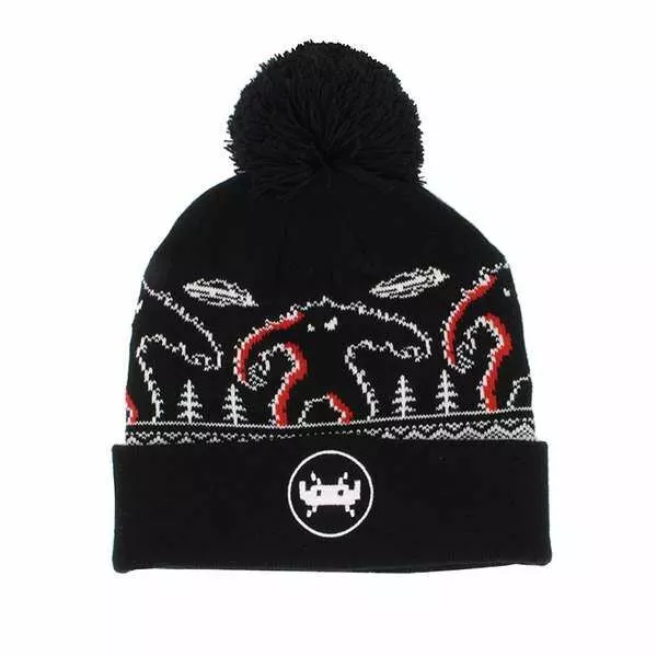 Gaming Beanie Space Invaders Soft Winter Wooly Hat Official Retro Video Game NEW