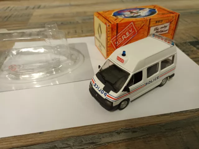 miniature Renault Trafic Police Norev