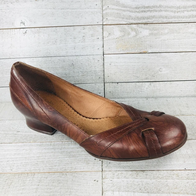 Clarks best sale artisan collection