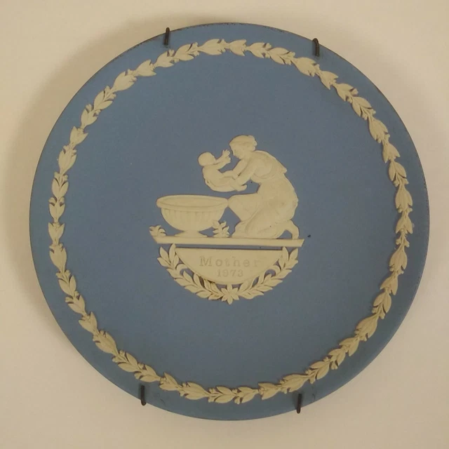 Wedgwood Blue White Mother 1973 Collector Plate England Wall Decor