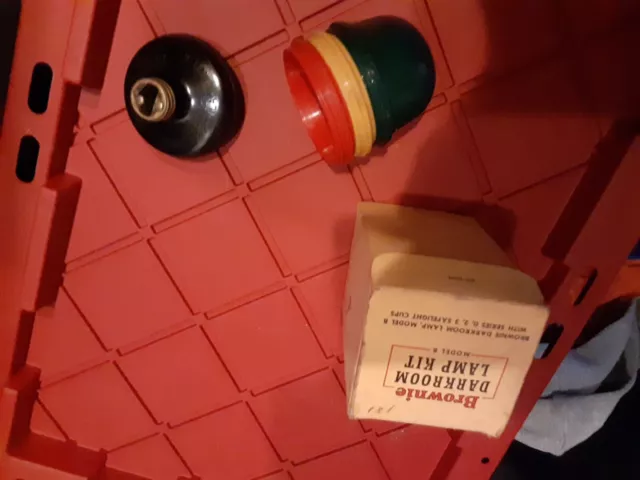 Kit de Lámparas de Cuarto Oscuro Brownie de Colección Modelo B Cámara de Tres Tazas de Colección