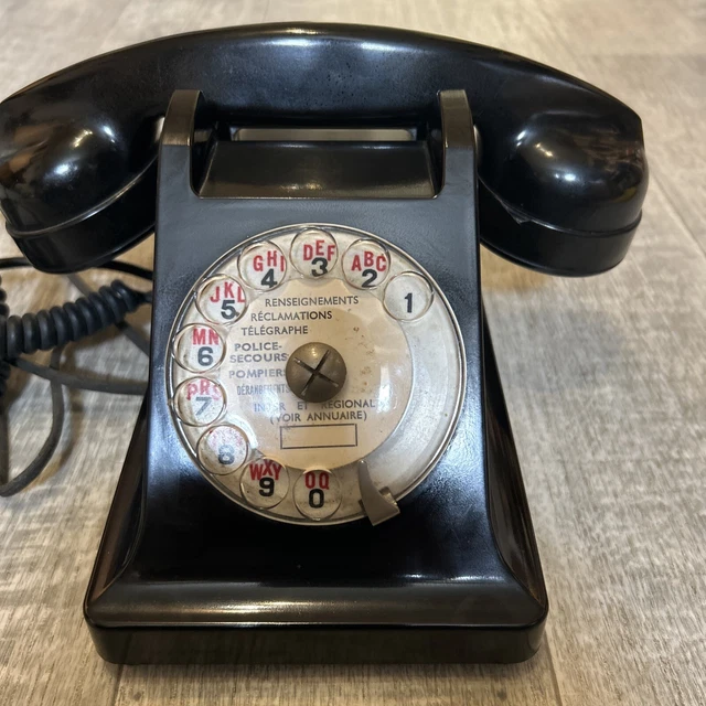 Ancien téléphone en bakélite de bureau des PTT déco vintage