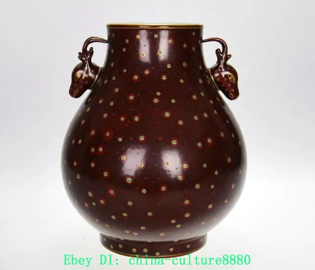 10 "Qianlong rouge émaillé doré Palais cerf vénérable vase