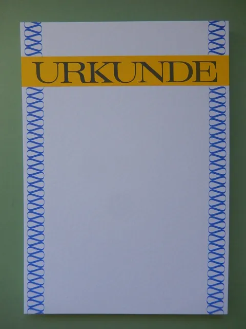 40 Urkunden im Format DIN A 4 auf weißem gehämmerten Karton